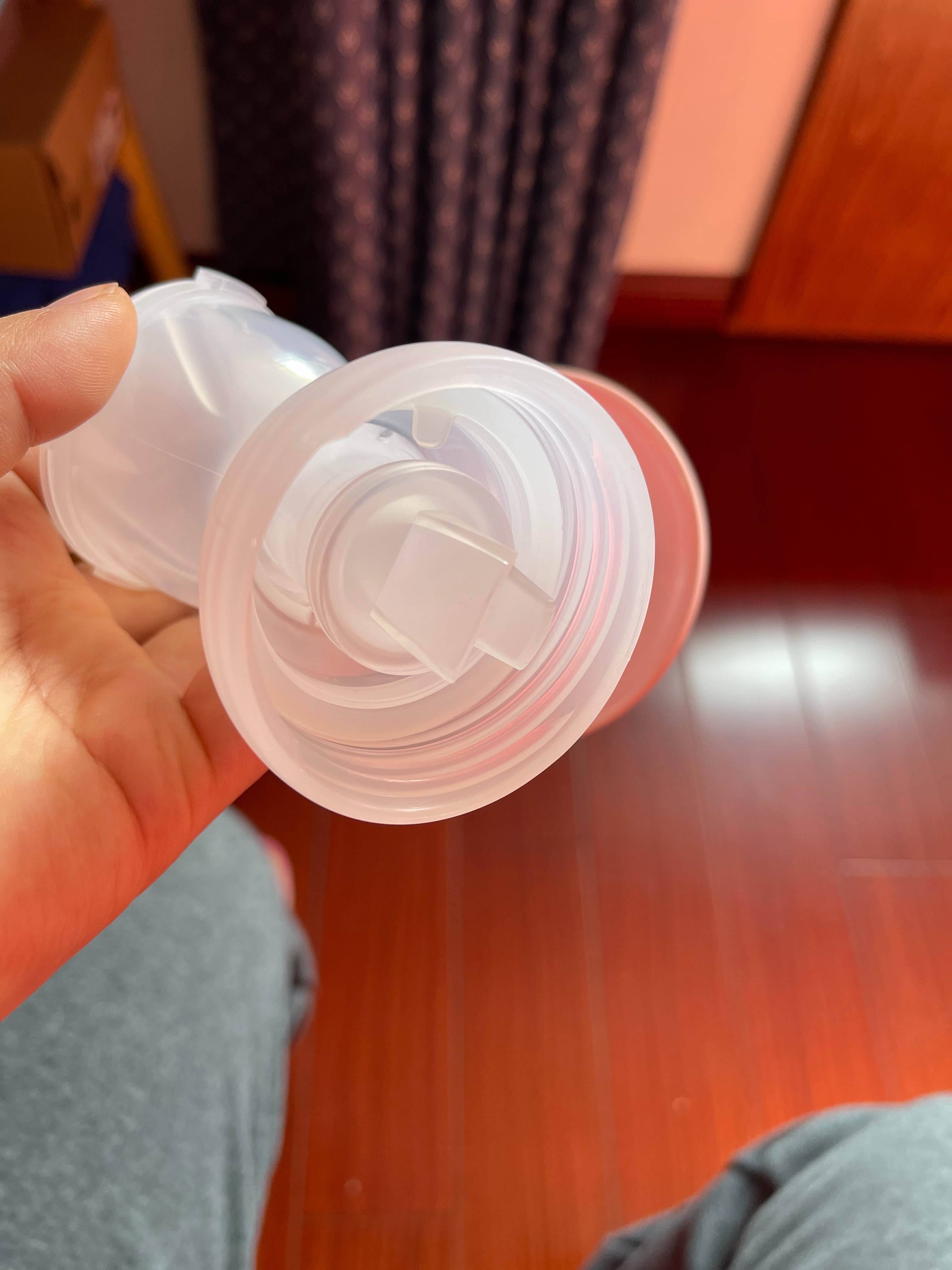 新贝双边电动吸奶器，带哺乳灯可充电