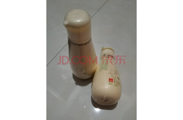 好孩子新生舒润保湿乳，200ml一瓶