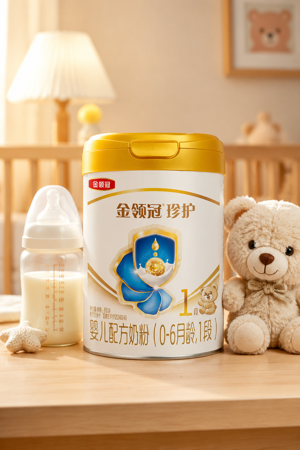一罐伊利金领冠珍护奶粉放在温馨的婴儿房木桌上,旁边有可爱的毛绒玩具和奶瓶,暖色调灯光,母婴产品摄影风格,高清晰度,柔和的景深。