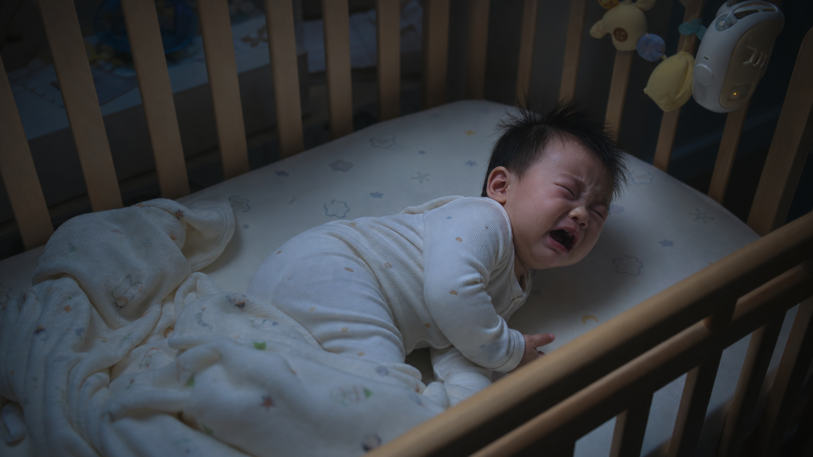半夜翻身卡住大哭？三步拯救睡眠倒退