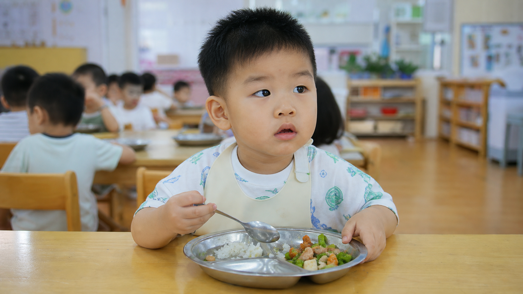 入园吃不饱？两周搞定集体餐适应指南