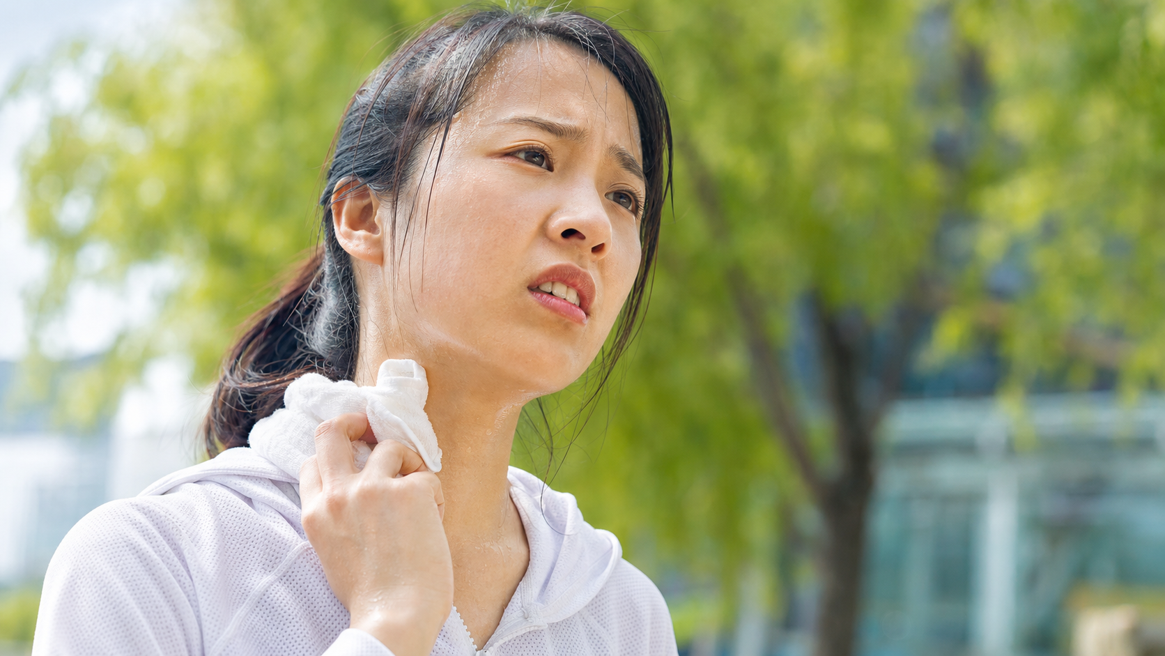 夏季出汗胸下又红又痒？三招教你彻底告别
