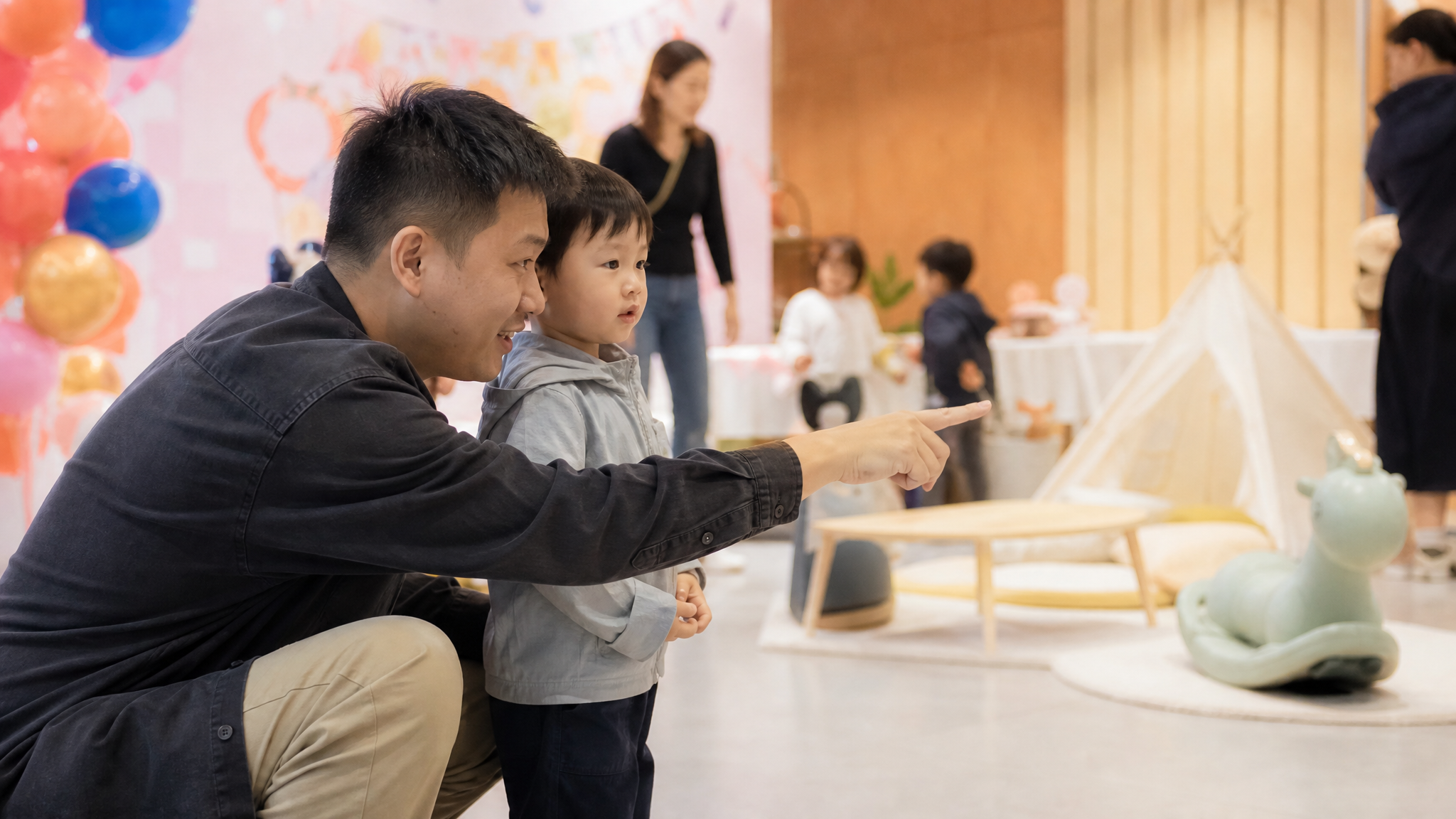 孩子聚会总躲角落？三步教你社交热启动