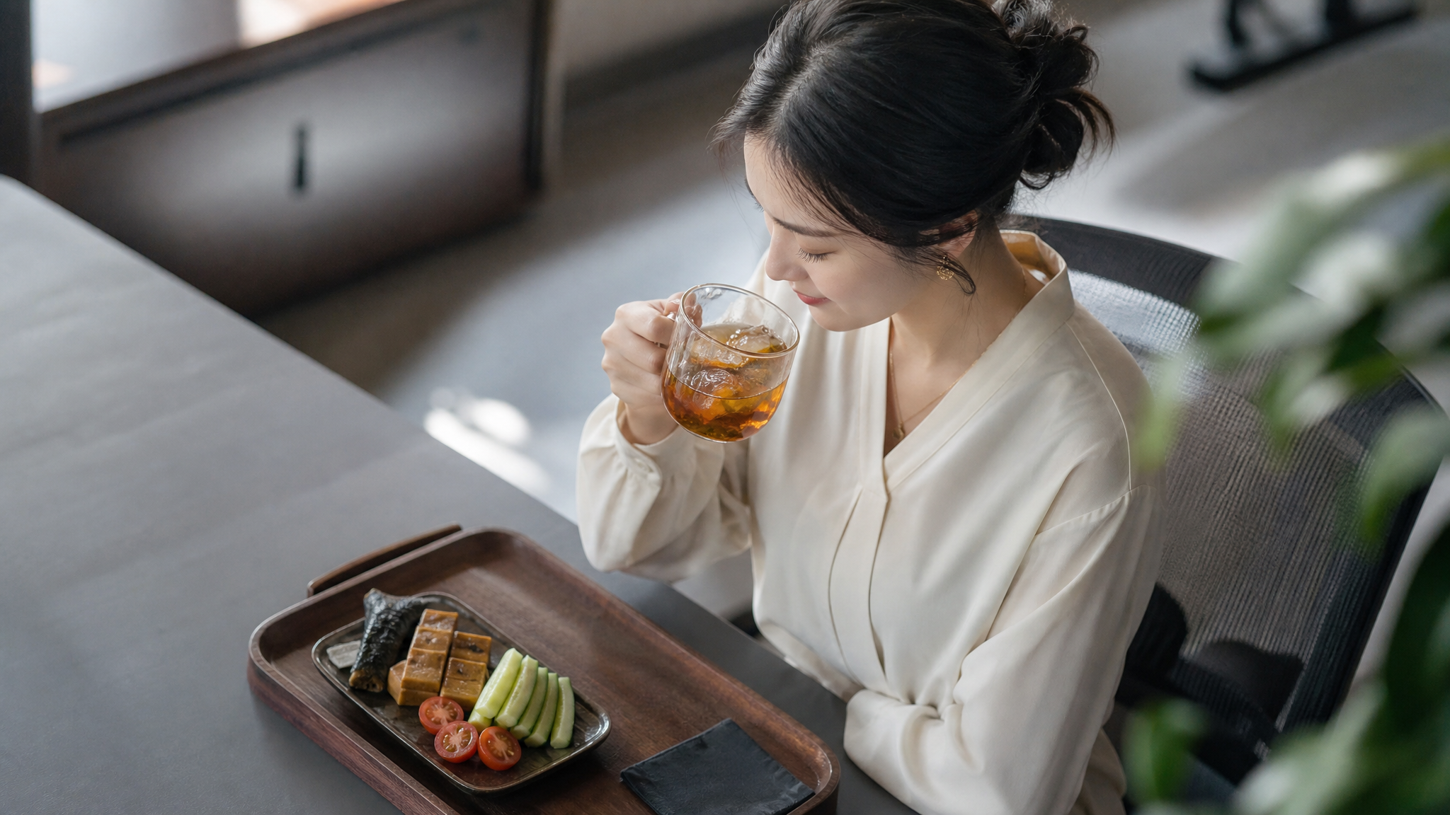 空调房三点半口干脑雾：10组茶香咸食搭配，清爽不甜不冰脑