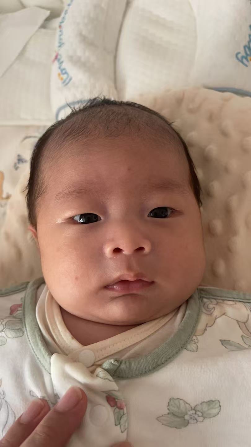 宝宝头型焦虑:老公的过度干预让我崩溃