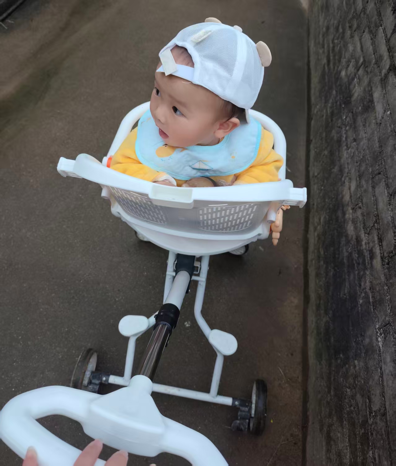 宝宝反复生病一个月,妈妈们的心疼与无奈